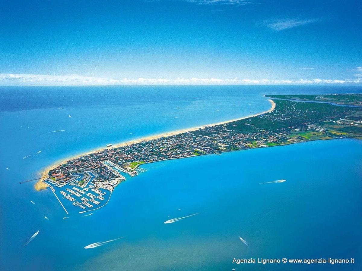 Lignano Sabbiadoro With Pool Apartment Екстериор снимка